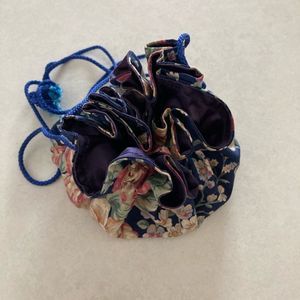 Jewelry satin travel bag for all your jewelry.